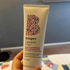 Briogeo Farewell Frizz